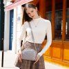 Stylová crossbody kabelka přes rameno šedá Miss Lulu LB2236 GY ModexaStyl (8)