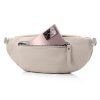 Stylová dámská crossbody ledvinka béžová Jennifer Jones 3153 BG ModexaStyl (2)