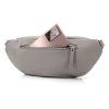 Stylová dámská crossbody ledvinka šedá Jennifer Jones 3153 LGY ModexaStyl (3)